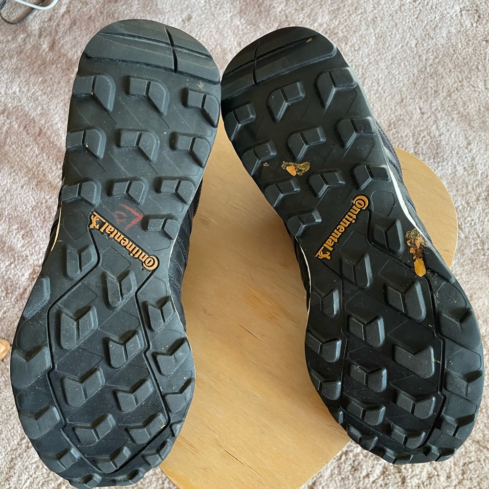 Adidas Terrex Black and White Athletic Shoes - Picture 5 of 7
